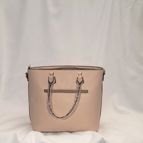 Large bag (see description first) - Picture 2 of 8